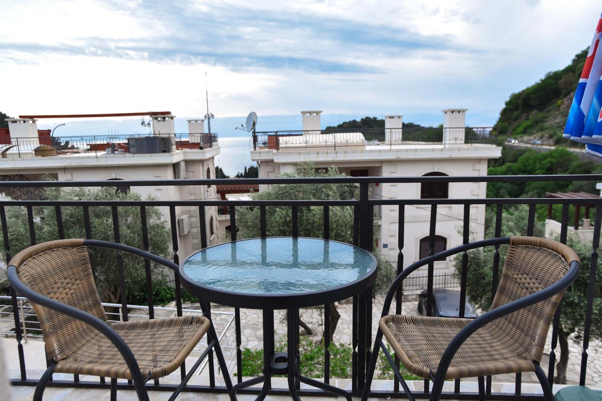Lucice Apartment